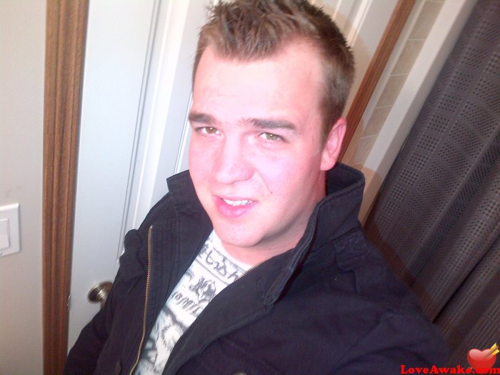 Thenewguy87 Canadian Man from Red Deer