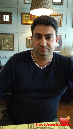 Alex47134713 Greek Man from Athens = Athinai