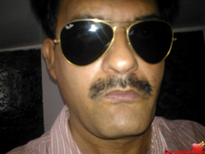 Anish1200 Indian Man from Ahmedabad