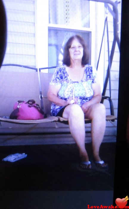 pootsy53 American Woman from Williamsport