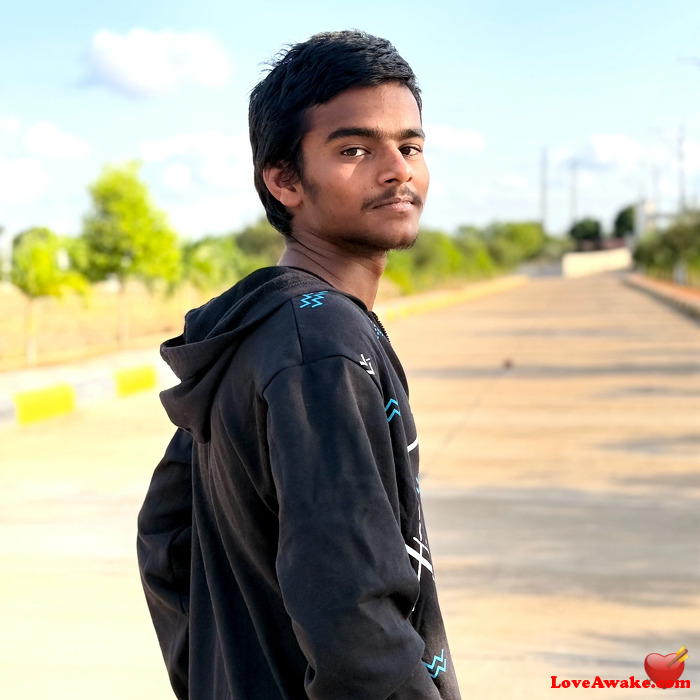 sunny-123490 Indian Man from Nellore