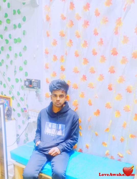 Ayush2001 Indian Man from Nagpur
