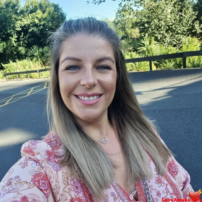 Donnasarah American Woman from Abbotsford