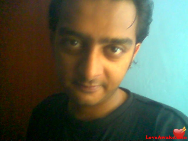Shary01 Pakistani Man from Karachi