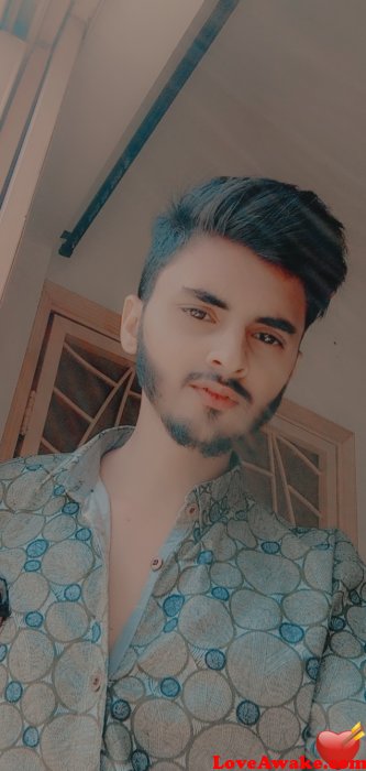Akashooooooooo Pakistani Man from Lahore