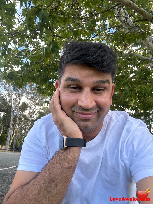 Aassimv Australian Man from Sydney