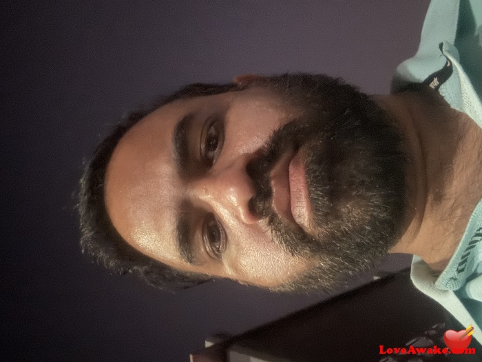 Nicky1238 UAE Man from Al Ain