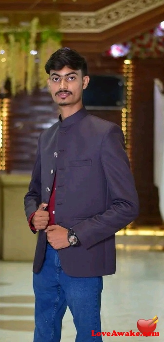 shaheer-sheikh Pakistani Man from Karachi