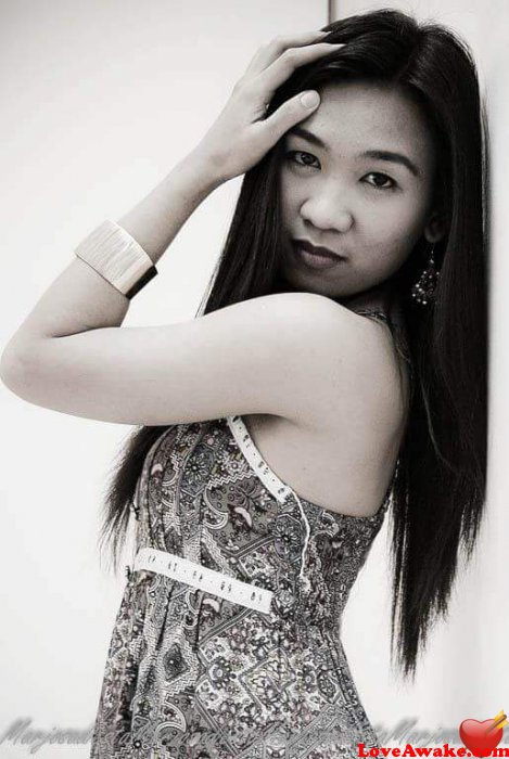 Melissa-20 Filipina Woman from Pasig/Manila