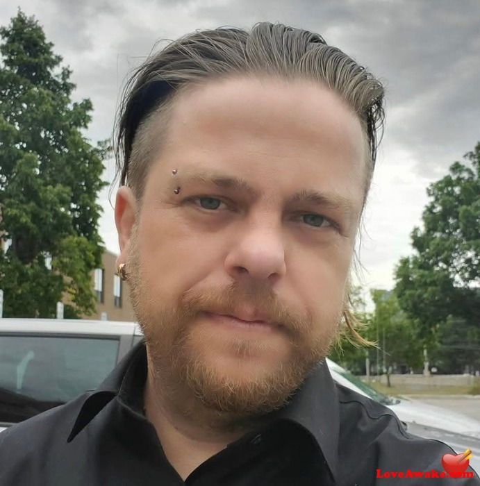 Venom5150 Canadian Man from Kitchener