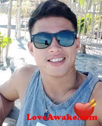 SynDaily Filipina Man from Cebu