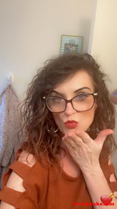 twila12 American Woman from Virginia Beach