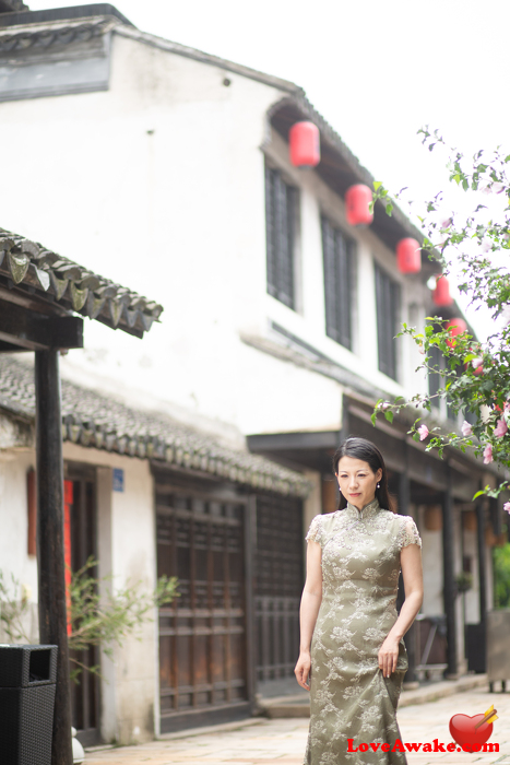 Lecheng Chinese Woman from Wuxi