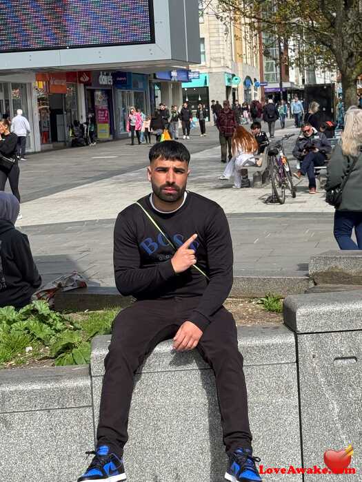 Be3600 UK Man from Ventnor