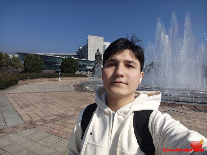 H9209 Chinese Man from Jinhua