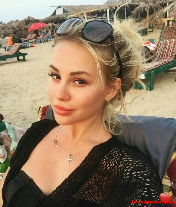 Olena323 Ukrainian Woman from Dnepropetrovsk