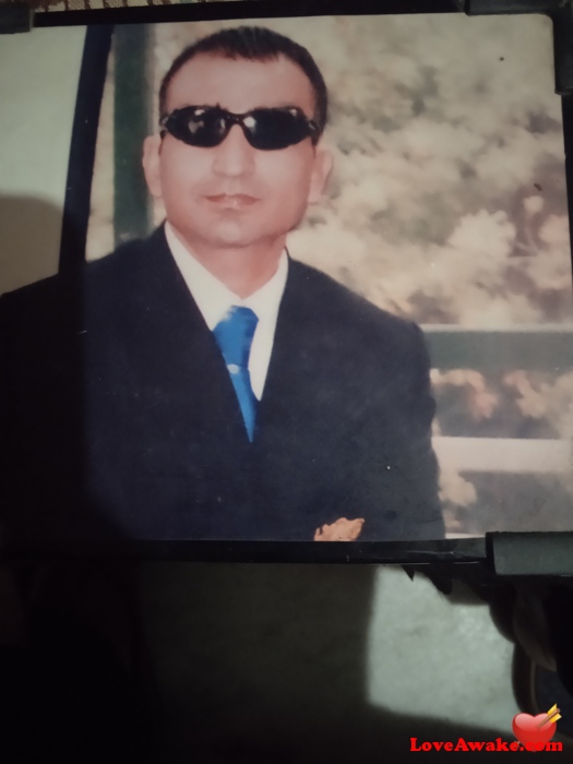 010411993 Indian Man from New Delhi