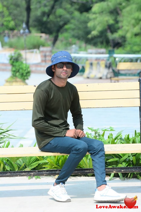 Kimi862 Cambodian Man from Sihanoukville = Kampong Saom