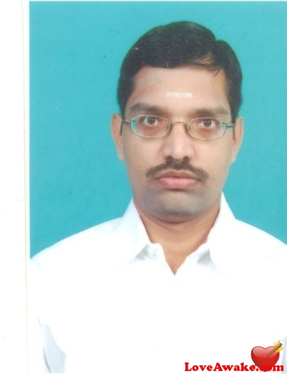 9940623720 Indian Man from Chennai (ex Madras)