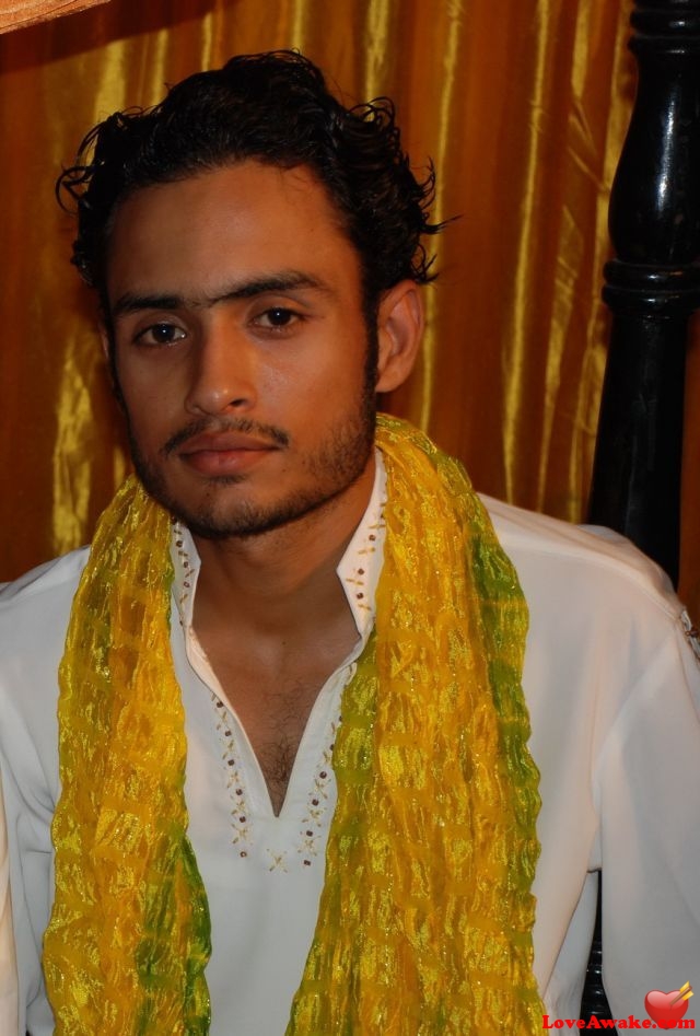 fmemon Pakistani Man from Karachi