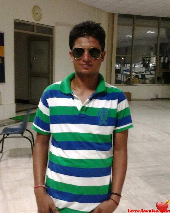 Manish0143 Indian Man from Gurgaon