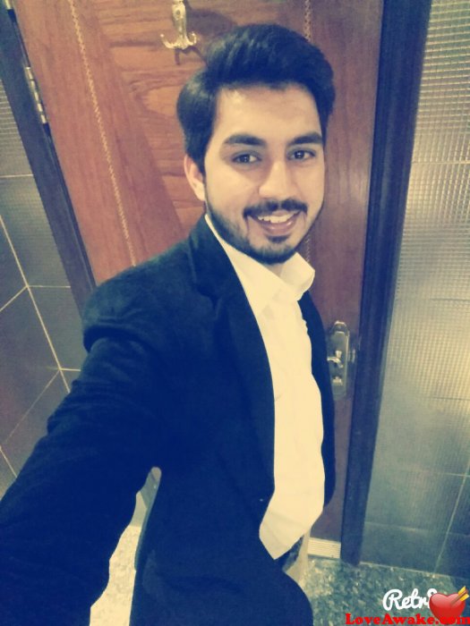 Bajwa-1214 Pakistani Man from Lahore