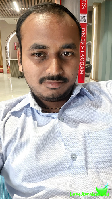 Mannu-g Indian Man from Lucknow