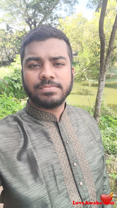 Shantw Bangladeshi Man from Chittagong