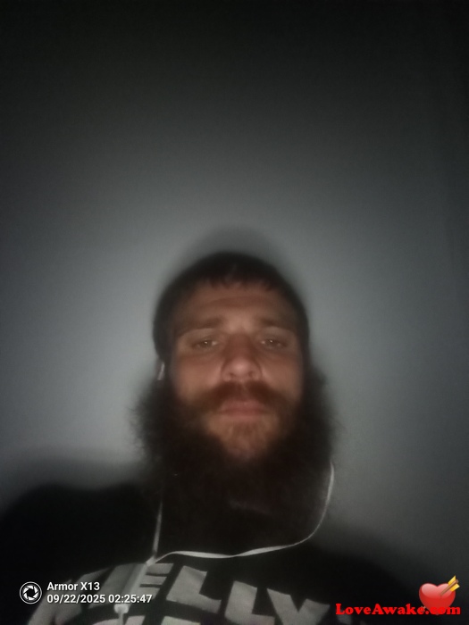 Twitch133148 Canadian Man from Hamilton