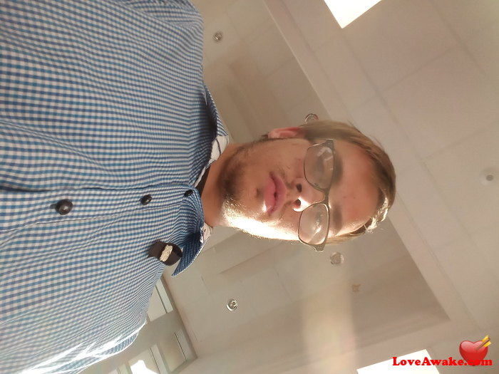 dafeh2121 Canadian Man from Harriston