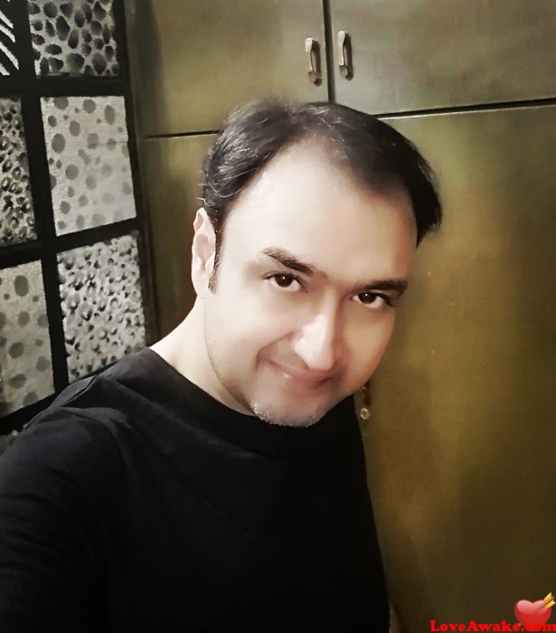Rayhan2000 Pakistani Man from Karachi