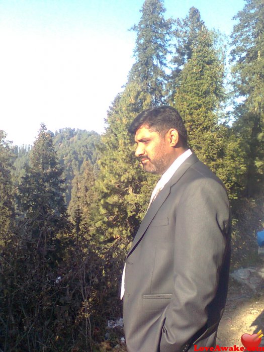 bukhari230 Pakistani Man from Islamabad