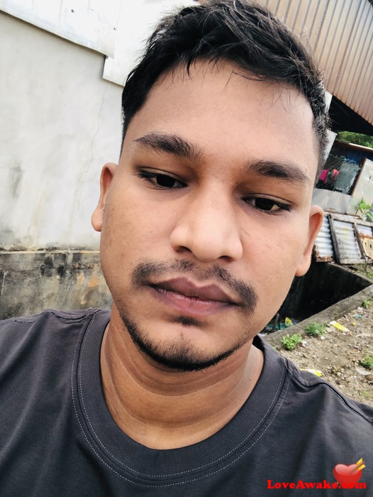 MDJONY0098 Malaysian Man from Alor Setar