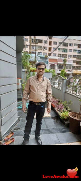 VICKYFOR Indian Man from Surat