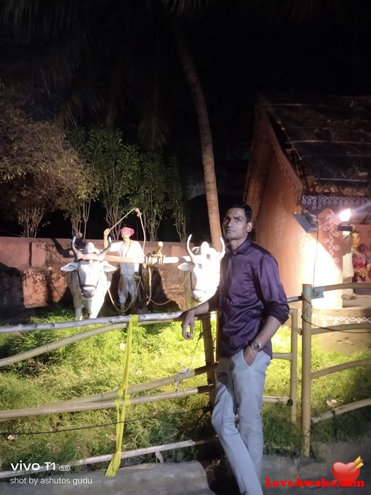 Vishwaprakash Indian Man from Baroda
