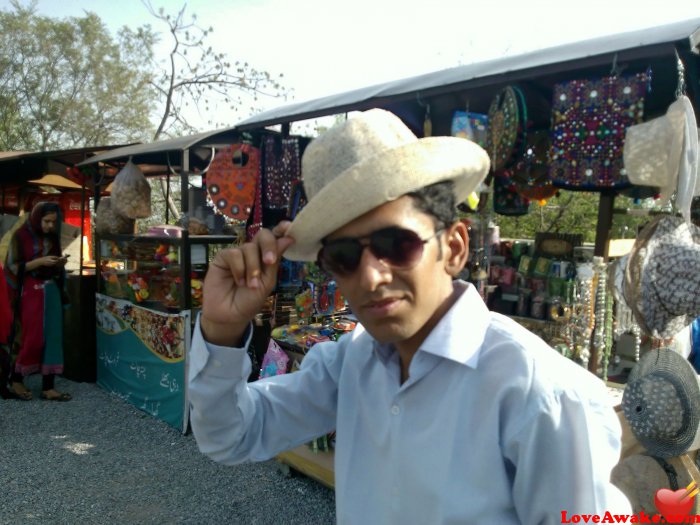 honeyShah Pakistani Man from Hyderabad