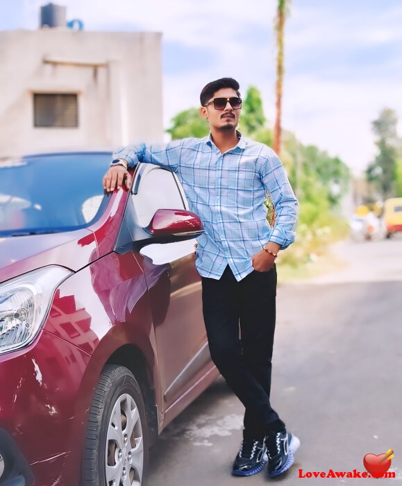 Kenny289 Indian Man from Surat