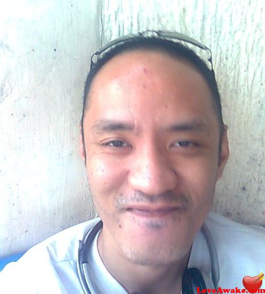 dOnGvO Filipina Man from Manila