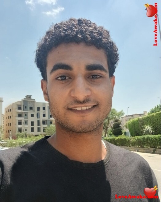 Ammar235 Egyptian Man from Cairo = El Qahira (= Cairo)