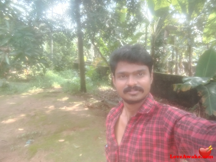 TManesh Indian Man from Kozhikode (ex Calicut)