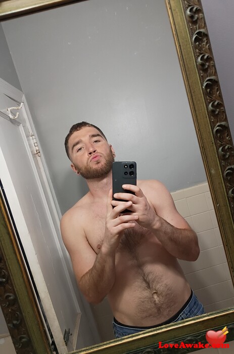 EasyDoesIt00 American Man from Columbia