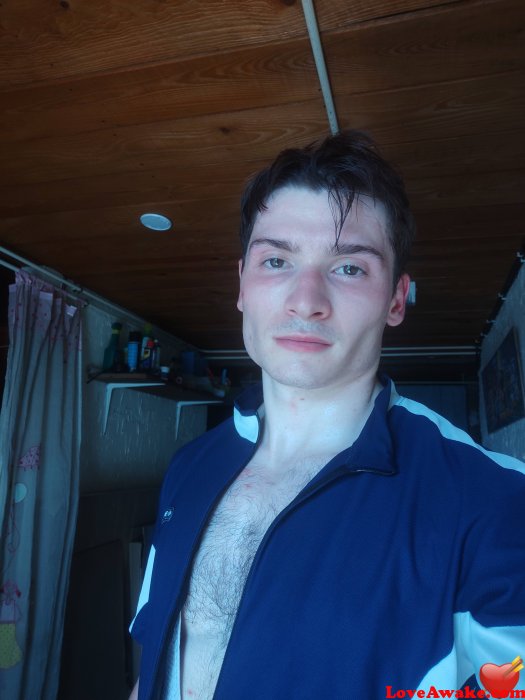 Alexis03 UAE Man from Dubai