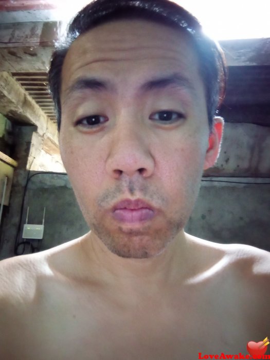 Randz2023 Filipina Man from Cavite, Luzon