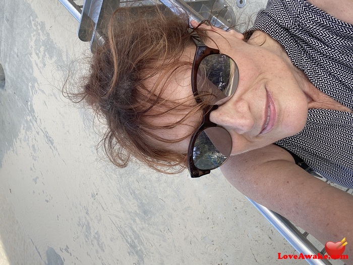 Suzie1805 Australian Woman from Molendinar