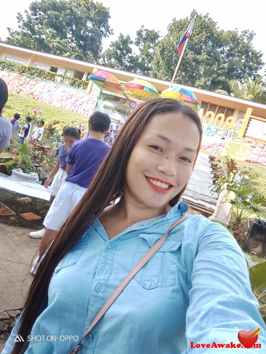 Kheolenmaxine Filipina Woman from Tangub