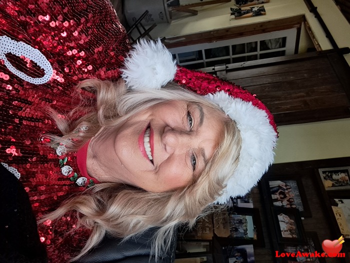 Kathymik American Woman from Canton