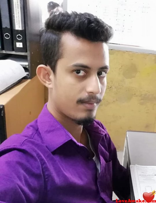 aselasanju Sri Lankan Man from Colombo