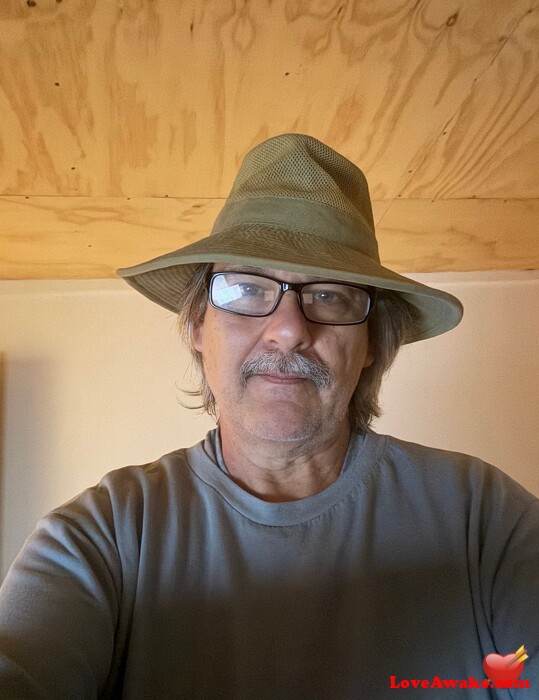 waggy8 American Man from Citrus Heights