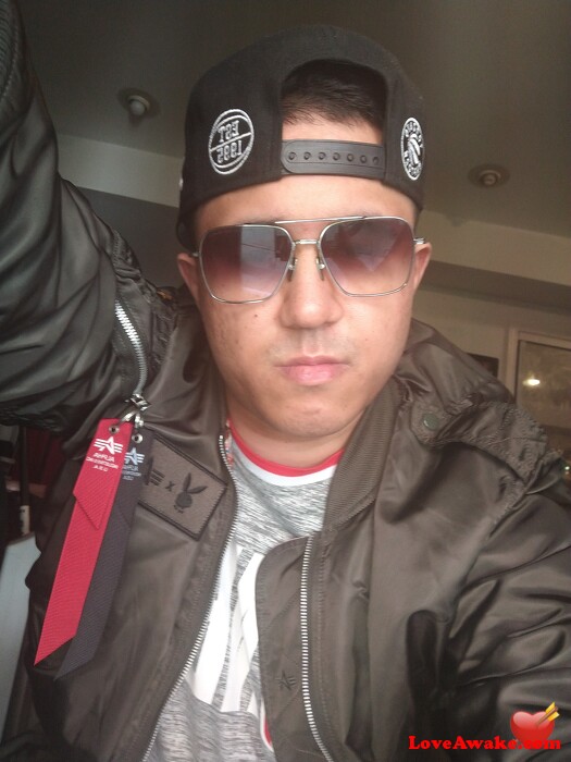 ClaNKzz Canadian Man from North York