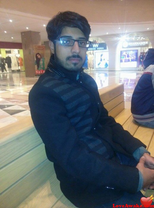 amin31 Pakistani Man from Lahore